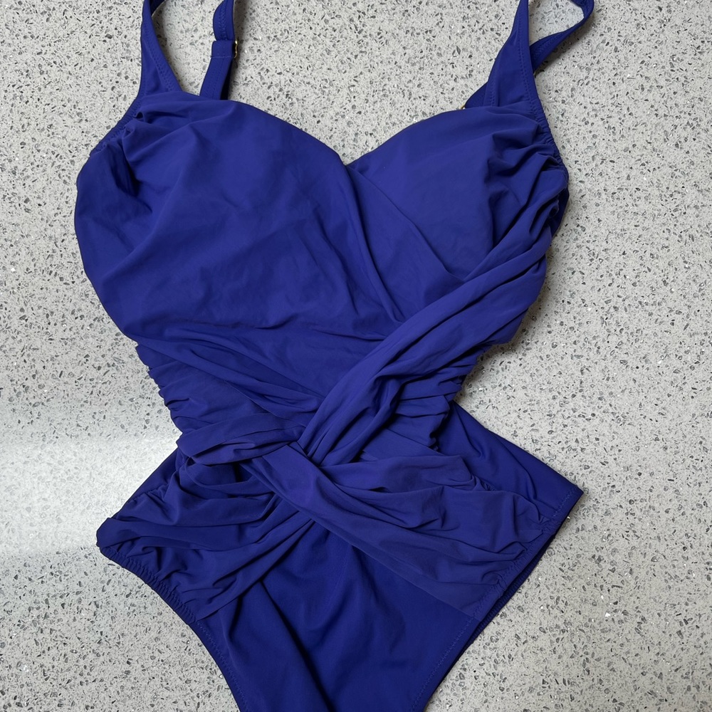 Gottex Lattice Tummy Control Bathing Suit- Size 10
